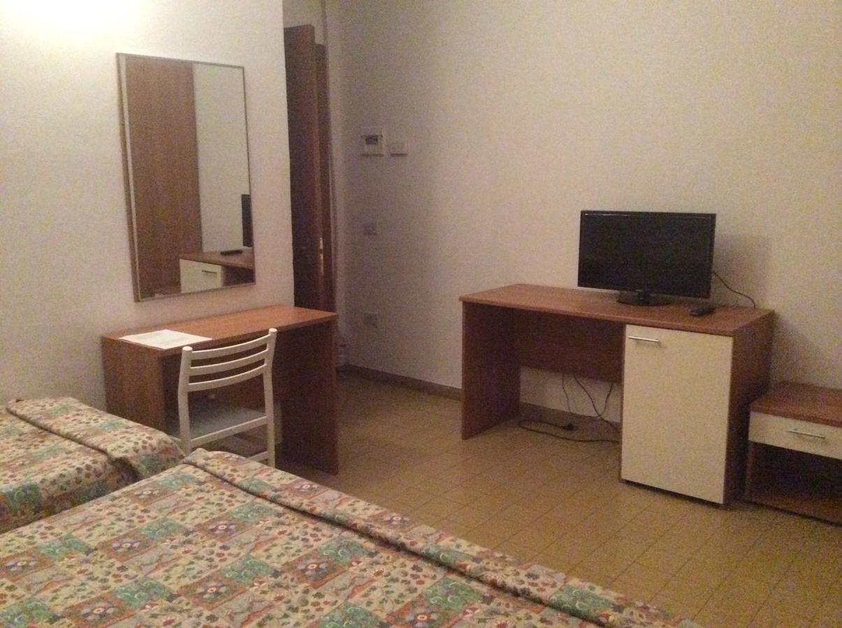 Hotel Rex Chianciano Terme Εξωτερικό φωτογραφία