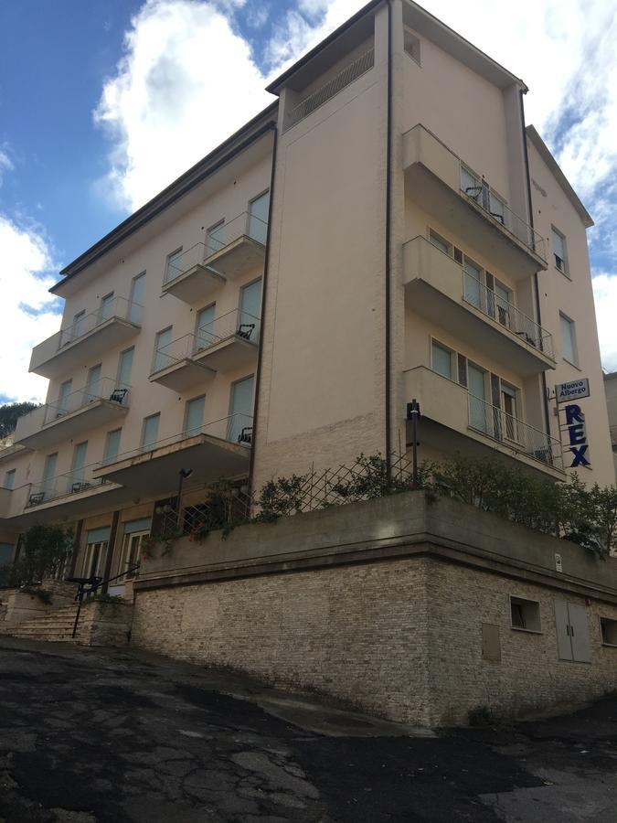 Hotel Rex Chianciano Terme Εξωτερικό φωτογραφία